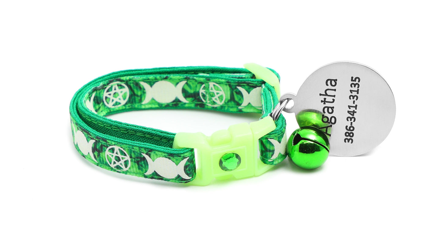 Witch's Familiar on Emerald Cat Collar-7